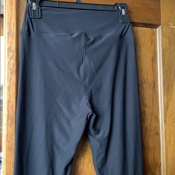 LulaRoe black leggings. OS. NIB. - Picture 3 of 5